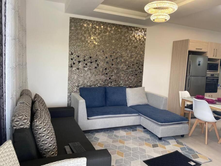 Stylish & Luxury 2-Bed Parkside Apart With Pool Vacoas-Phoenix Exterior foto